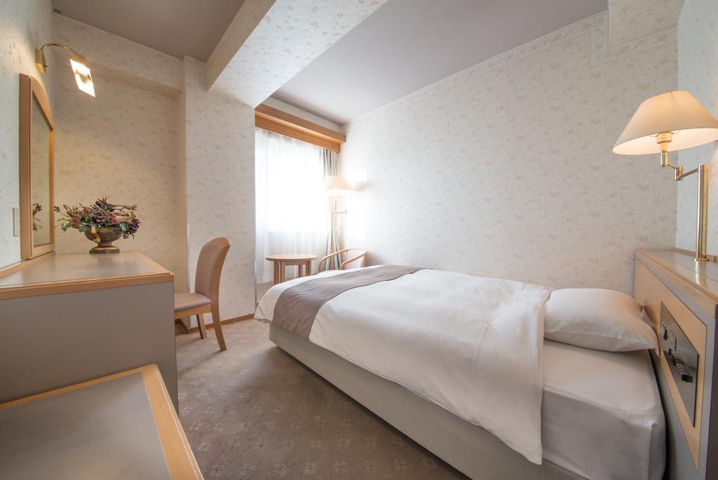 Takayama City Hotel Four Seasons Exterior foto